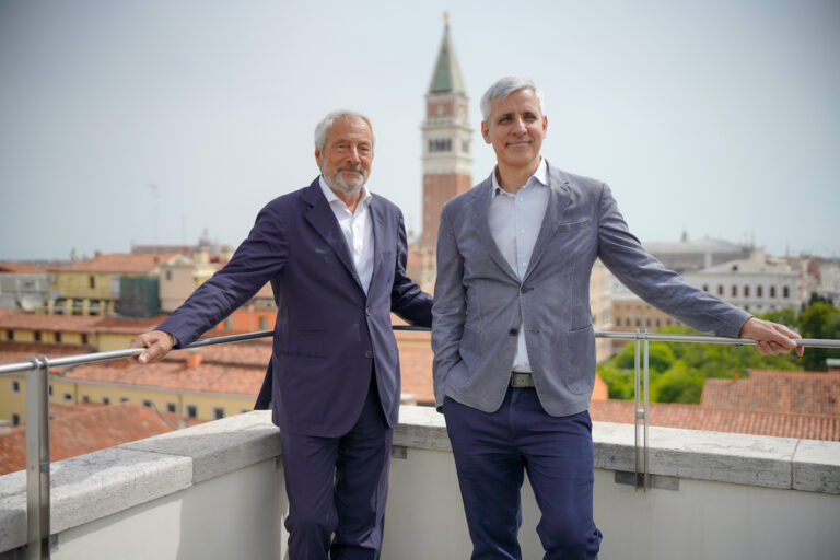 Adriano Pedrosa and Roberto Cicutto_Photo by Andrea Avezzù_Courtesy of La Biennale di Venezia_AVZ-0074