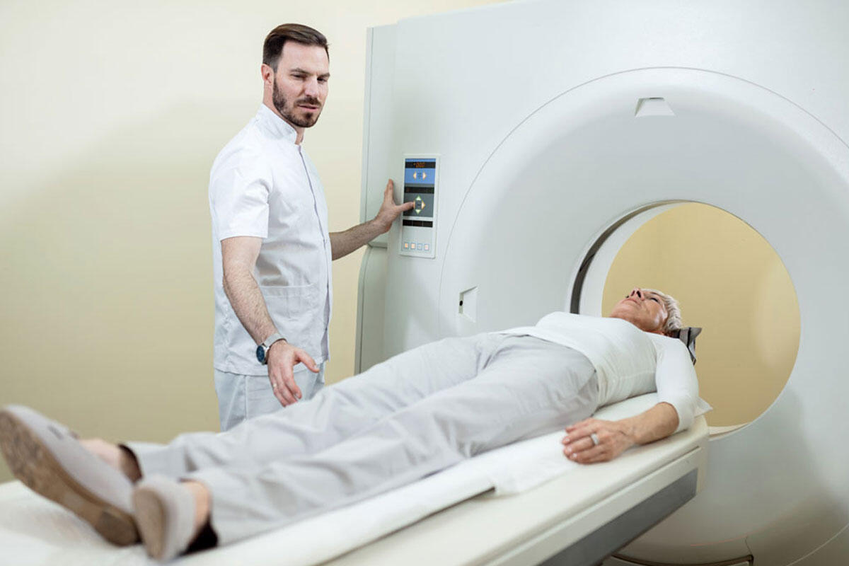 gasparini-macchina-radiologia-esame